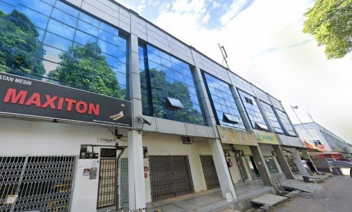 SP88 - RUANG PEJABAT DI TINGKAT DUA - TAMAN SRI PUTRA SKUDAI.