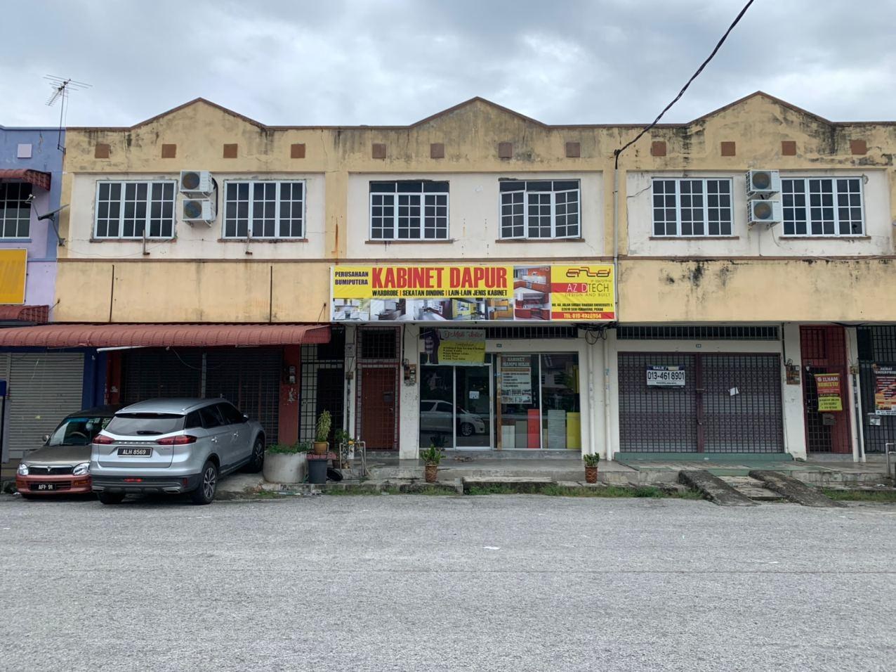 Kedai 2 Tingkat Bandar Universiti Seri Iskandar