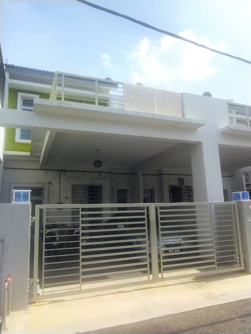 SP16 - RUMAH TERES DUA TINGKAT - TAMAN SATU KRUBONG MELAKA