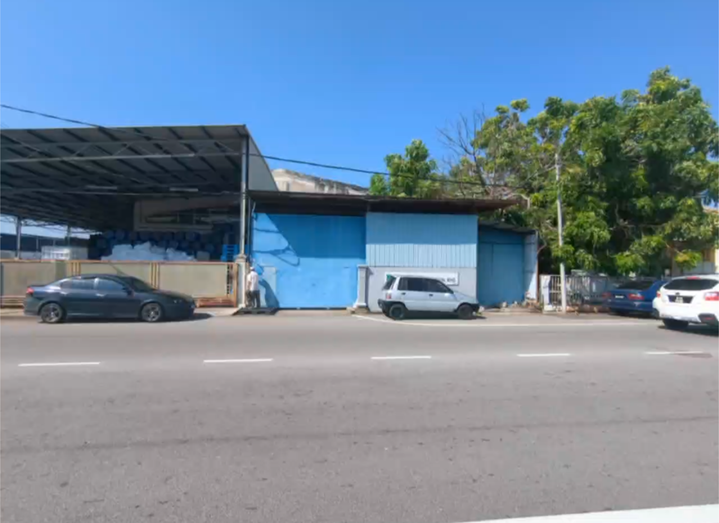 Warehouse : Batu Berendam,Melaka