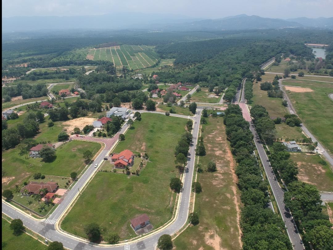 Premium Bungalow Lot Bayu Lakehomes, Mantin Negeri Sembilan Corner Lot