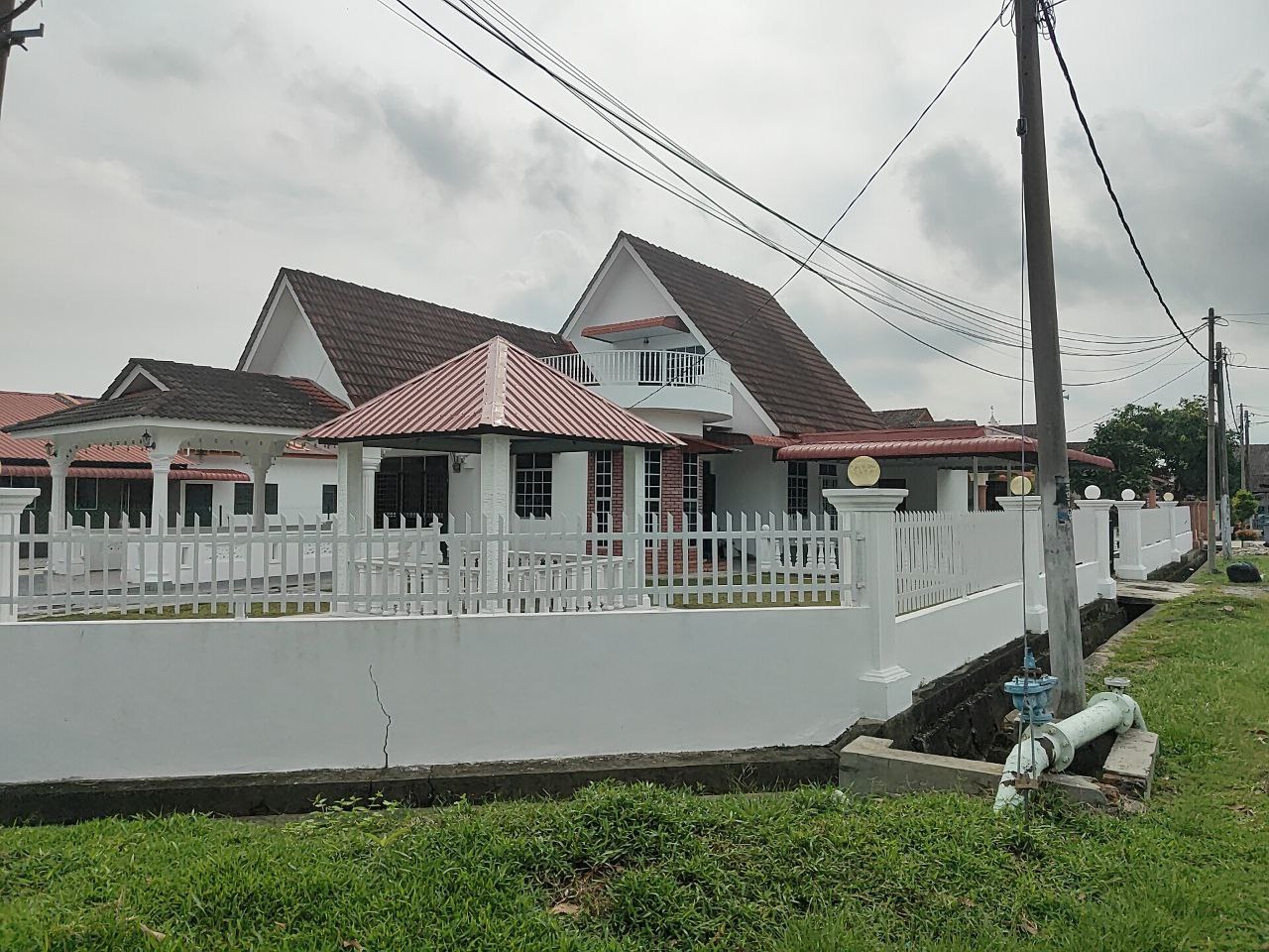 SP94 - BANGLO SETINGKAT SETENGAH - TAMAN TANJUNG HARMONI, TANJUNG AGAS, MUAR.